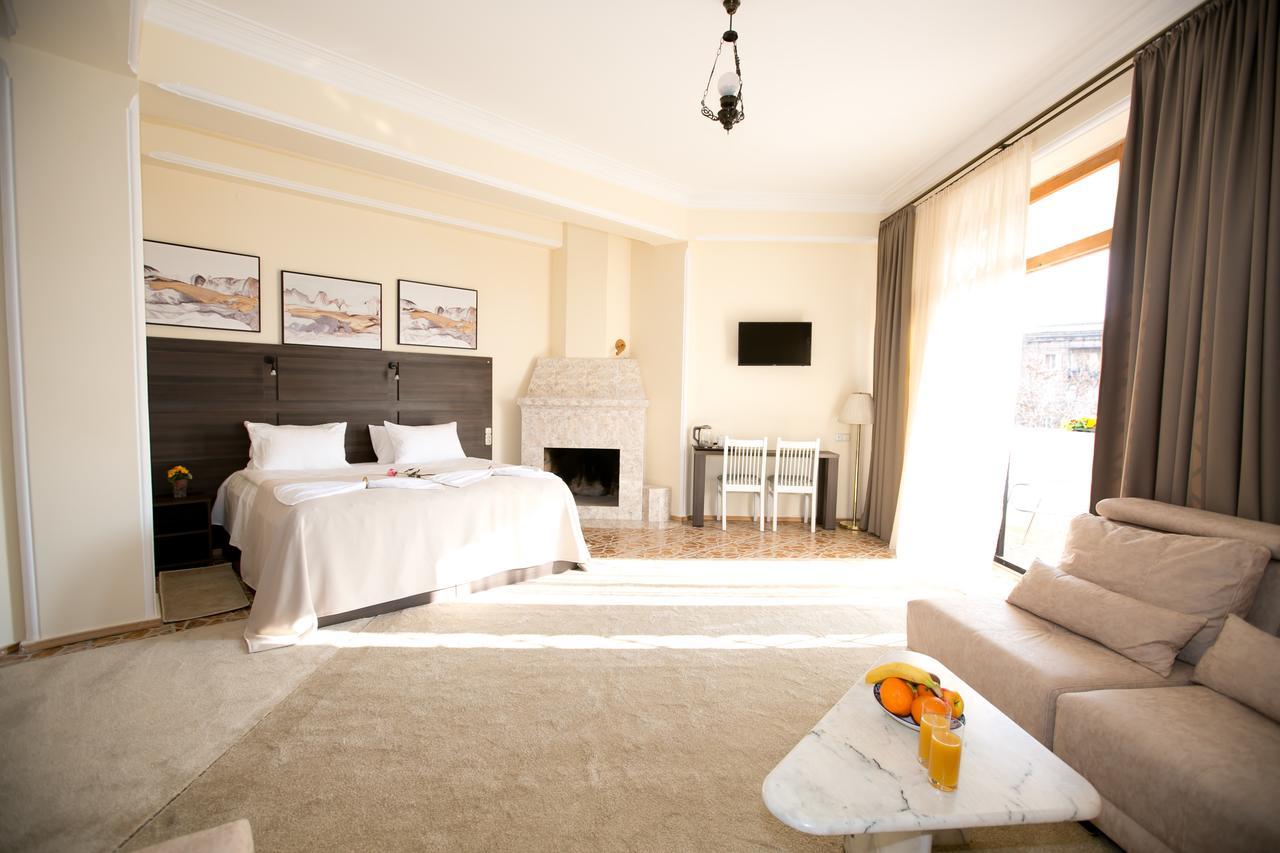 Hotel Badagi Tbilisi Bagian luar foto